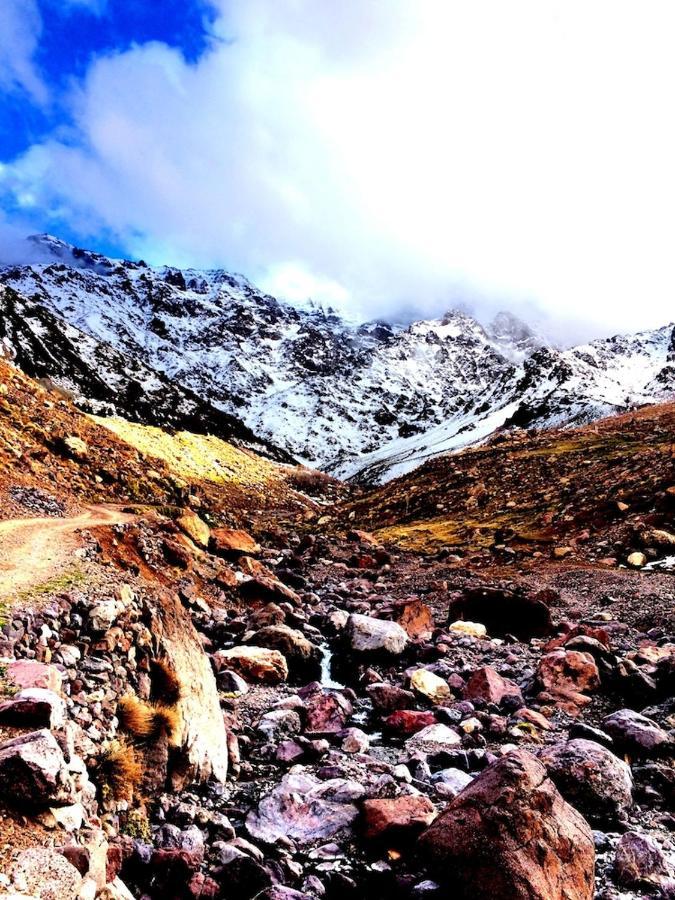 Gite Entre Les Vallees Tacheddirt 외부 사진